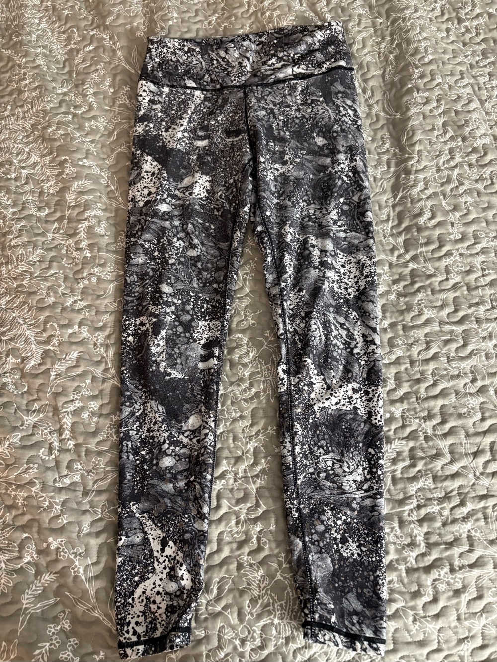 Fabletics Black & White Marble Print Leggings